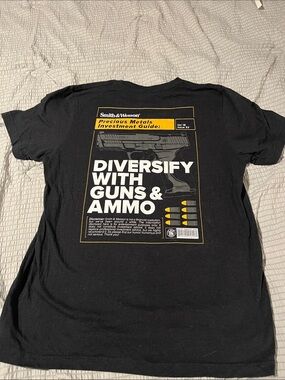 Smith & Wesson Graphic T-Shirt Large Black Diversify With Guns & Ammo Tee